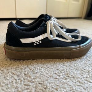 VANS SKATE OLD SKOOL BLACK/GUM - Size 6.5M/8.5W